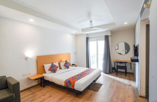 Vaishali Hotel | Pet-Friendly FabHotel Prime Cloud 9: Family Retreat Awaits