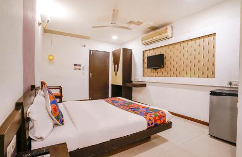 Vadodara Hotel | Prime Riddhi Siddhi: 4-Star Stay with Family-Friendly Amenities