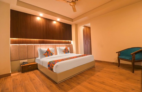 Anand Vihar Hotel | Budget-Friendly Stay at Fabhotel Prime Shanit with Breakfast