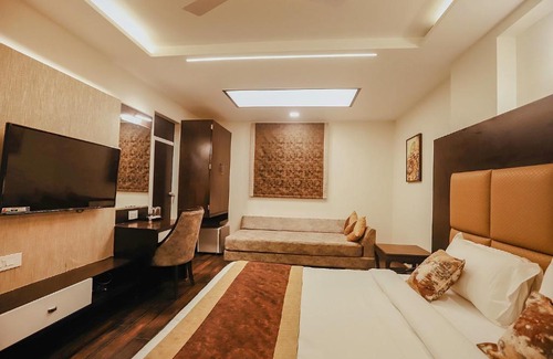 Maninagar Hotel | Guest Rated FabHotel Prime White Cloud with Breakfast & Fun