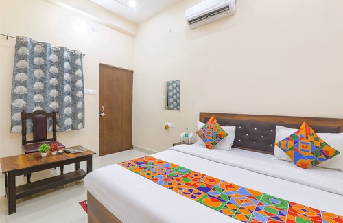 Haraiya Hotel | Fabhotel Rk Palace