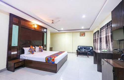 Lakdi Ka Pul Hotel | Budget-Friendly Stay at FabHotel Royal Residency II