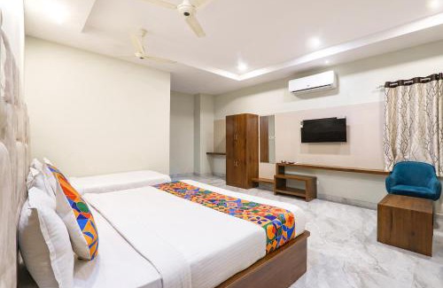 Khammam Hotel | Budget-Friendly Stay at Collection O Hotel Simhadri Grand