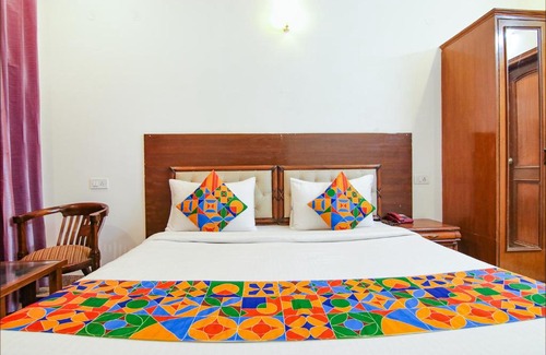 South City I Hotel | Budget-Friendly FabHotel SKS Excel Inn for Families