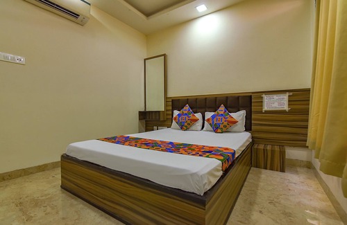 Rajarhat Hotel | Comfortable Stay at Fabhotel Sunshine with Breakfast Included