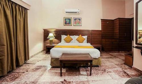 Agra Hotel | Cozy Super Townhouse 1267 Dayal Lodge - Boutique Getaway