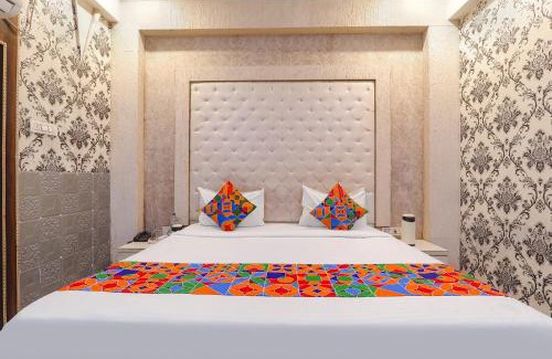 Allahabad Hotel | Budget-Friendly Stay at FabHotel Triveni - Family Welcome