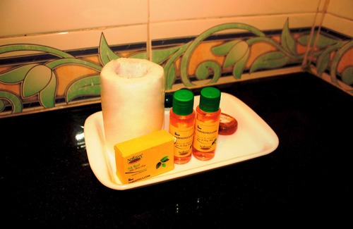 Pune Hotel | Budget-Friendly Stay at Fabhotel Yashraj Inn with Breakfast