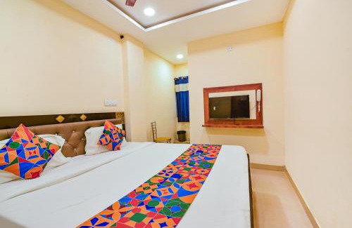 Shamshabad Hotel | Pet-Friendly Itsy Hotels Yogeshwara Grand for Family Fun