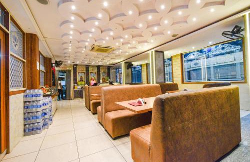 Shamshabad Hotel | Pet-Friendly Itsy Hotels Yogeshwara Grand for Family Fun