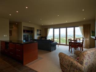 Windwhistle Resort | Experience Fable Terrace Downs Resort: 5-Star Relaxation Awaits