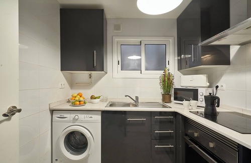 Sant Andreu de Palomar Apartment | FABRA 3-1 - Three Bedroom Apartment, Sleeps 4