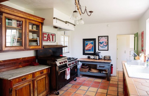 Montecito House | Exceptional Mediterranean Estate with Oceanfront Views