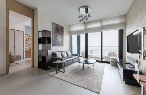 Dubai Marina Apartment | Unforgettable 1BR Apartment at Address Beach Resort