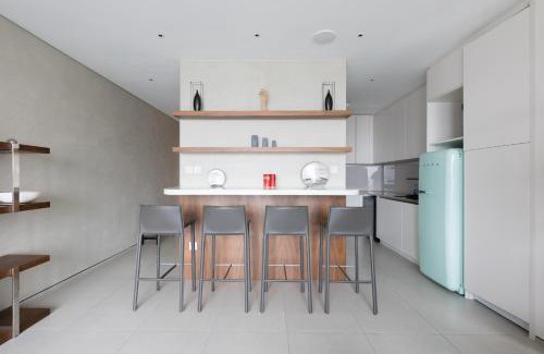 Dubai Marina Apartment | Unforgettable 1BR Apartment at Address Beach Resort
