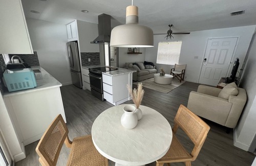 Apopka House | Inviting 2-BR Home with Pool, Rated 9.4 by Guests