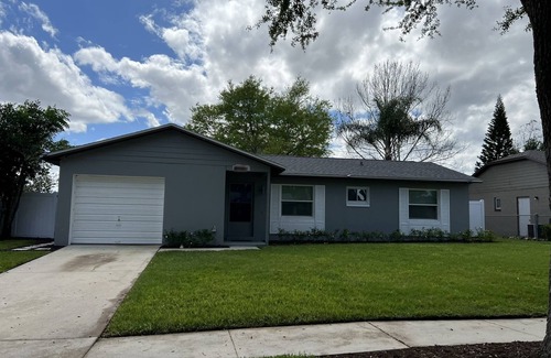 Apopka House | Inviting 2-BR Home with Pool, Rated 9.4 by Guests