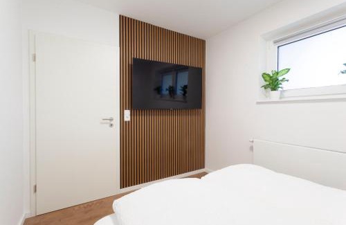 Ricklingen Apartment | Inviting 2 Room City Apartment with Contactless Check-in