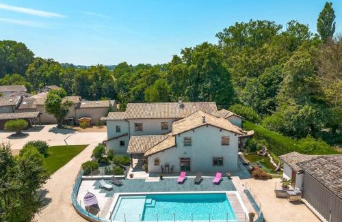 Fareins House | Fabulous Beaujolaise - 12p - Piscine