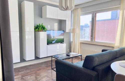 Hietalahti Apartment | Inviting Central Apartment in Helsinki with Child-Friendly Amenities