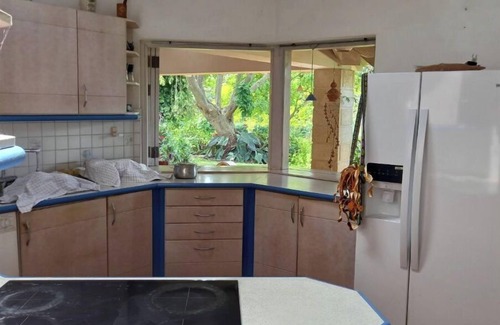 Gibbs Bay Villa | Inviting Retreat: Your Perfect Home Away from Home