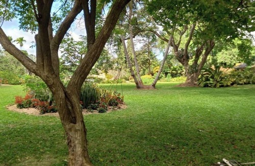 Gibbs Bay Villa | Inviting Retreat: Your Perfect Home Away from Home