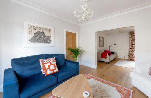 Bath House | Beautiful House: 10 Minutes from Iconic Roman Baths