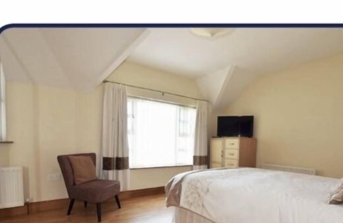 Portrush House | Incredible House with Sea & Golf Views, Rated 10/10