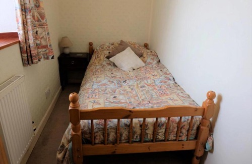 Keiss Bed & Breakfast | Ideal Sea and Castle View Location - Pet Friendly Getaway