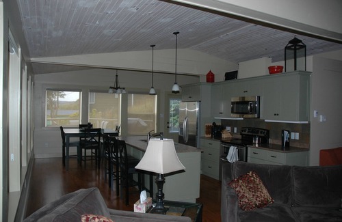Downtown St. John's House | Spectacular Oceanfront Views in Vibrant St. Johns