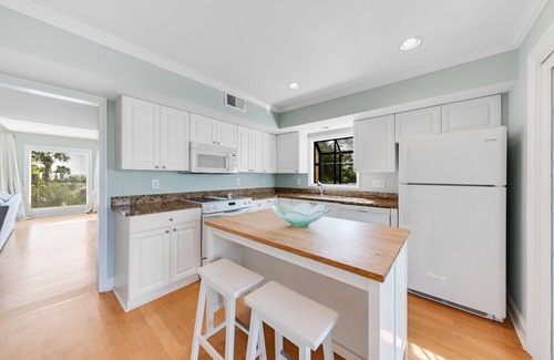 Spinnaker Beachhouses House | Unforgettable Ocean View 3BR Spinnaker Steps to Beach