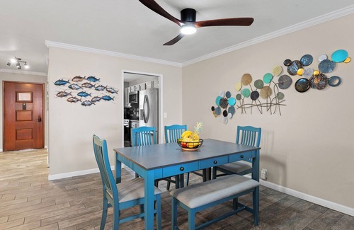 Kailua-Kona Condo | Oceanfront Two Bedroom Retreat with Massive Lanai Awaits