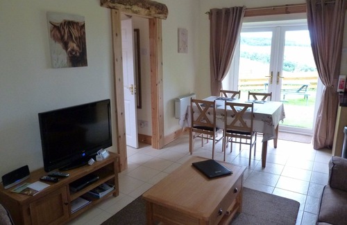 Aberlour Cottage | Stunning Views Over Dufftown with Family-Friendly Amenities