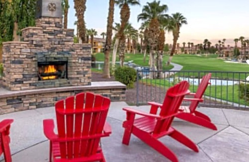 Palm Desert Condo | Relaxing Palm Desert Villa with Pools and Spa Amenities