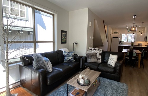 East Kootenay House | Premier Ski-in/Out 3 Bdrm Upper Village Townhome Awaits