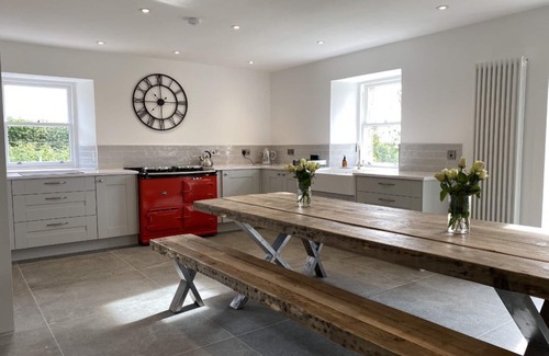 Pittenweem House | Inviting Country House for 10 with Pet-Friendly Amenities