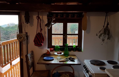 Egira Villa | Rustic Villa Platanus: Pet-Friendly Stay with Ocean View