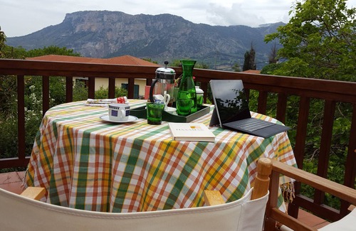 Egira Villa | Rustic Villa Platanus: Pet-Friendly Stay with Ocean View