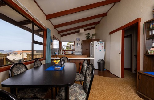 Opito Bay House | Scenic Opito Bay Beach House with Ocean Views & Breakfast