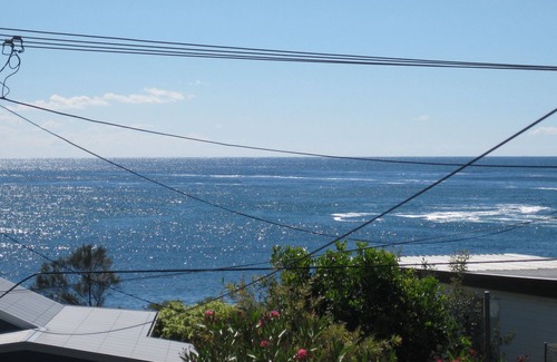 Malua Bay House | Scenic Oceanfront Hotel with Guest Rated 9.8 and Spa