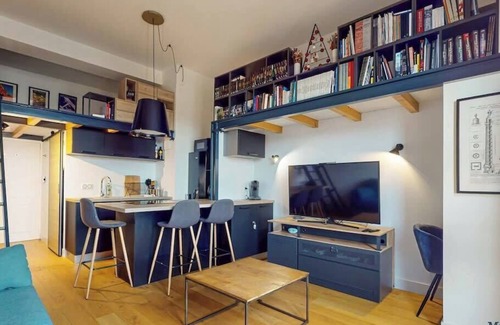 Fer a Cheval Apartment | Comfortable FAC 5 Hotel with Garonne Views & Family Amenities