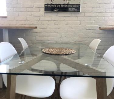 Saint-Nazaire Apartment | Oceanfront Apartment with Pet-Friendly Amenities, Rated 9.7