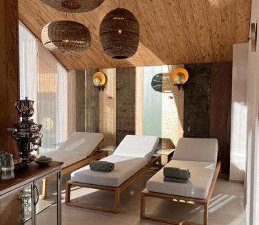 Zermatt Apartment | Experience Face d'Or: Oceanfront Oasis with Spa & Hot Tub