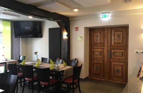 Hannoversch Munden Hotel | Explore Fachwerk-Hotel Eisenbart: Family-Friendly Comfort