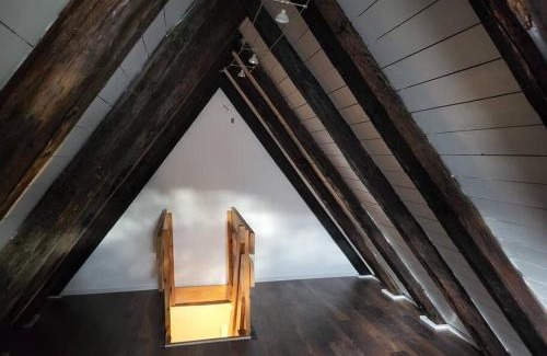Nuertingen Apartment | Cozy Fachwerk Maisonette in Nürtingen - Guest Rated 8.1/10