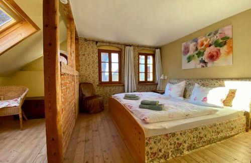 Leisnig House | Cozy Holiday Homes in Germany - Family-Friendly with Kitchens