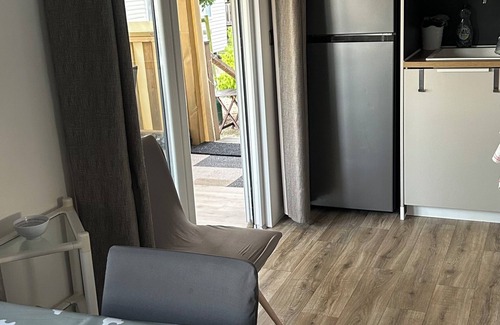 Sene House | Facing the Gulf of Morbihan, 3 km from Vannes center, Family camping mobile home