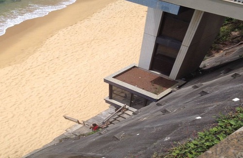 Centro Apartment | Oceanfront Retreat Near Exciting Local Attractions