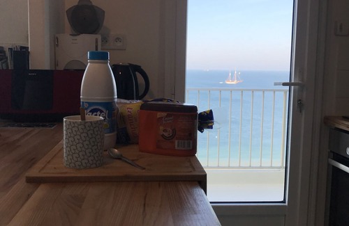 Pornichet Apartment | Family-Friendly Duplex with Beach Access and Ocean Views
