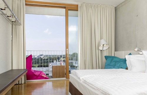 Mitte-Nordost Hotel | Explore Factory Hotel: Highly Rated with Family-Friendly Amenities